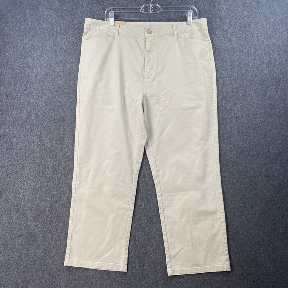 LL Bean Women's NWT Size 16 Classic Fit Straight Leg Pants Slacks Khakis - Picture 1 of 8